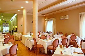 Mediterraneo Hotel 3*
